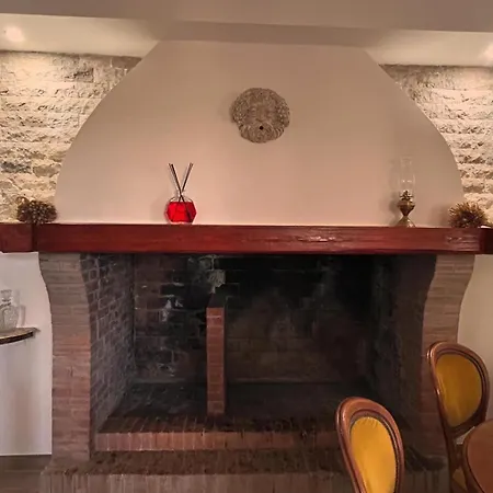 Relais La 卢切拉